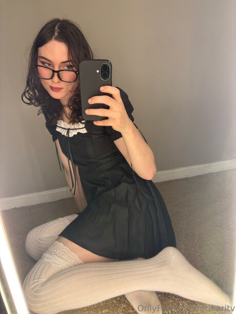 Arikaritv star adult pic