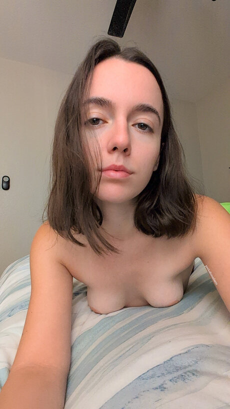 Peekabooadams top model pic