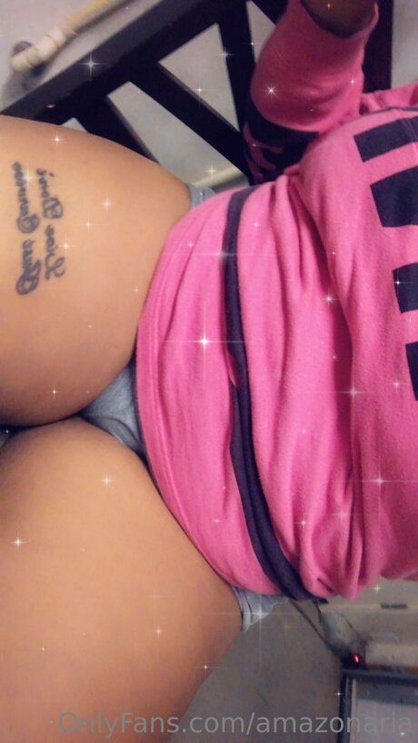 Amazonariaxxx model picture