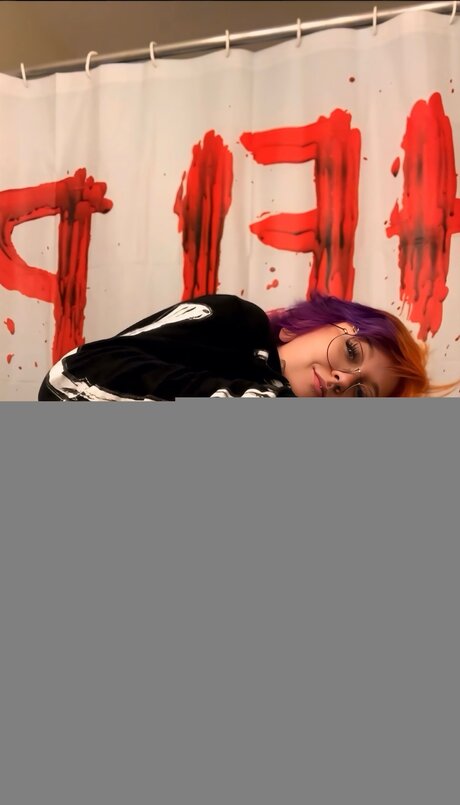 Hanaheadhunter nude model photo