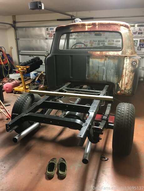 U13695137 model nude photos