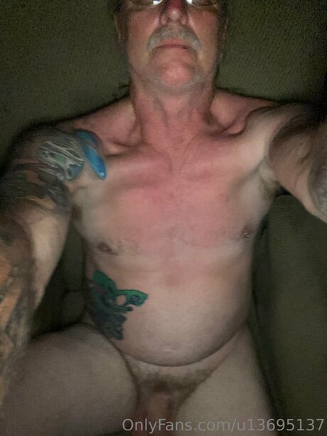 U13695137 perfect model pic