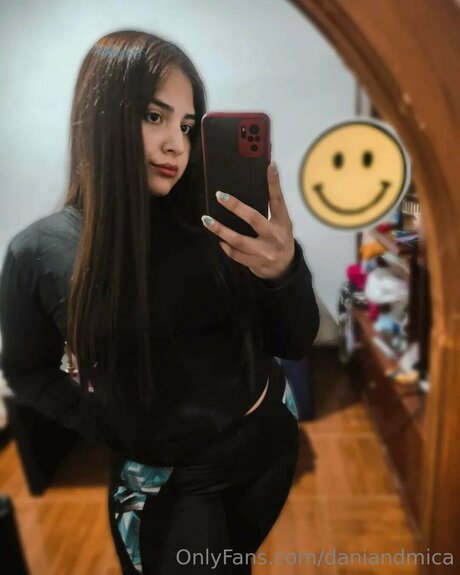 Miccamill naked pornstar picture