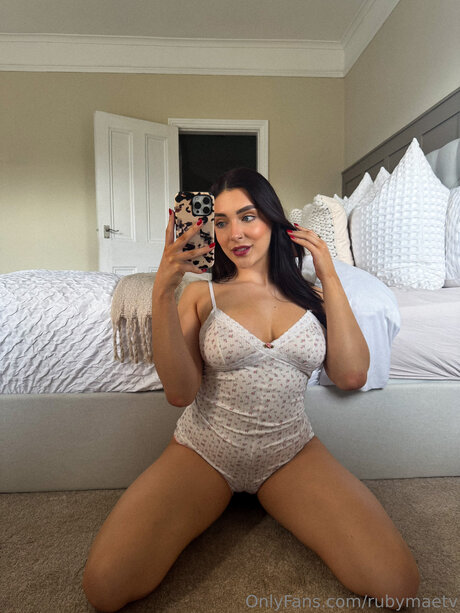 Rubymaefree star hot photo