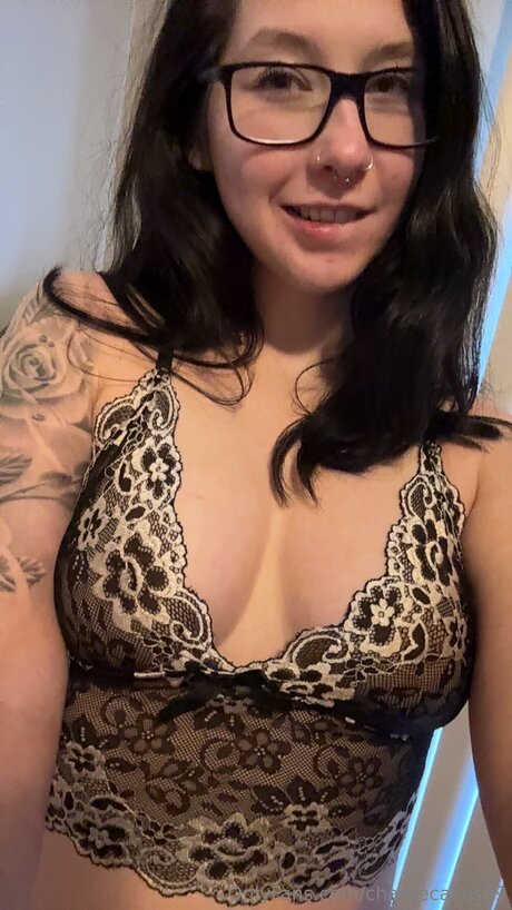 Charliecakes69 nice model picture