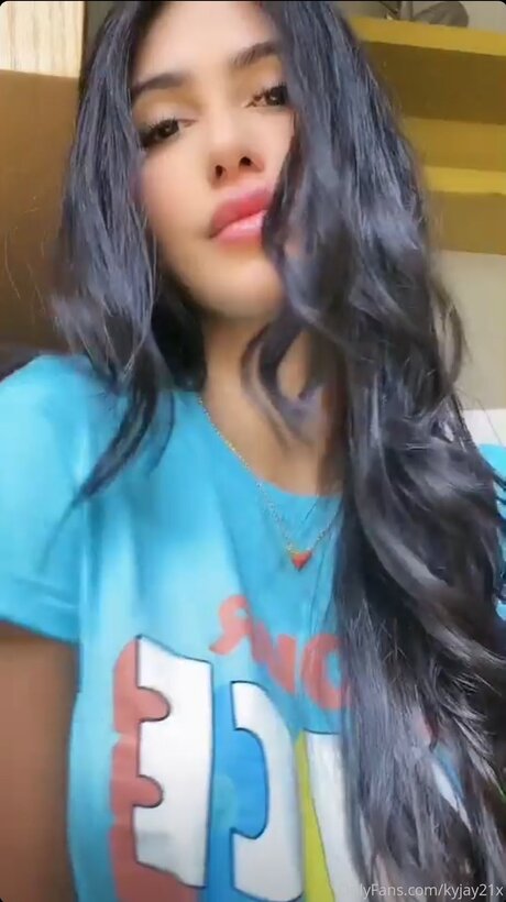 Kyjay21x hot star pic