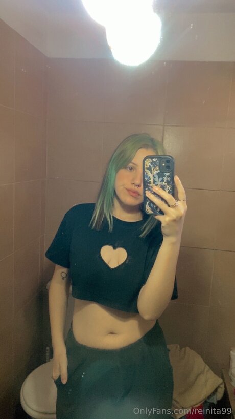 Reinita99 erotic star pics