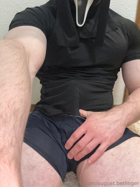 August Berlinger naked model photo