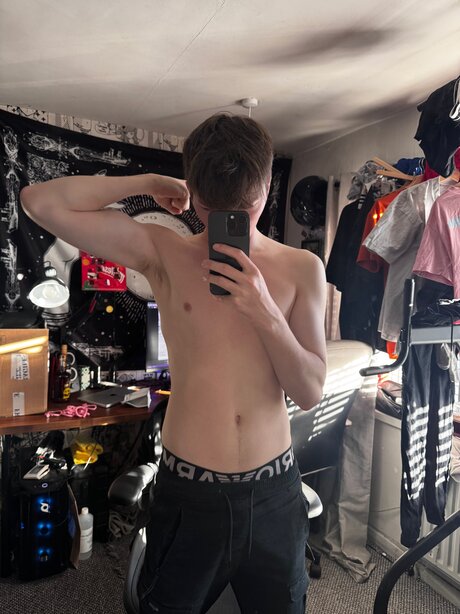 Thebeeb0i sex star pic