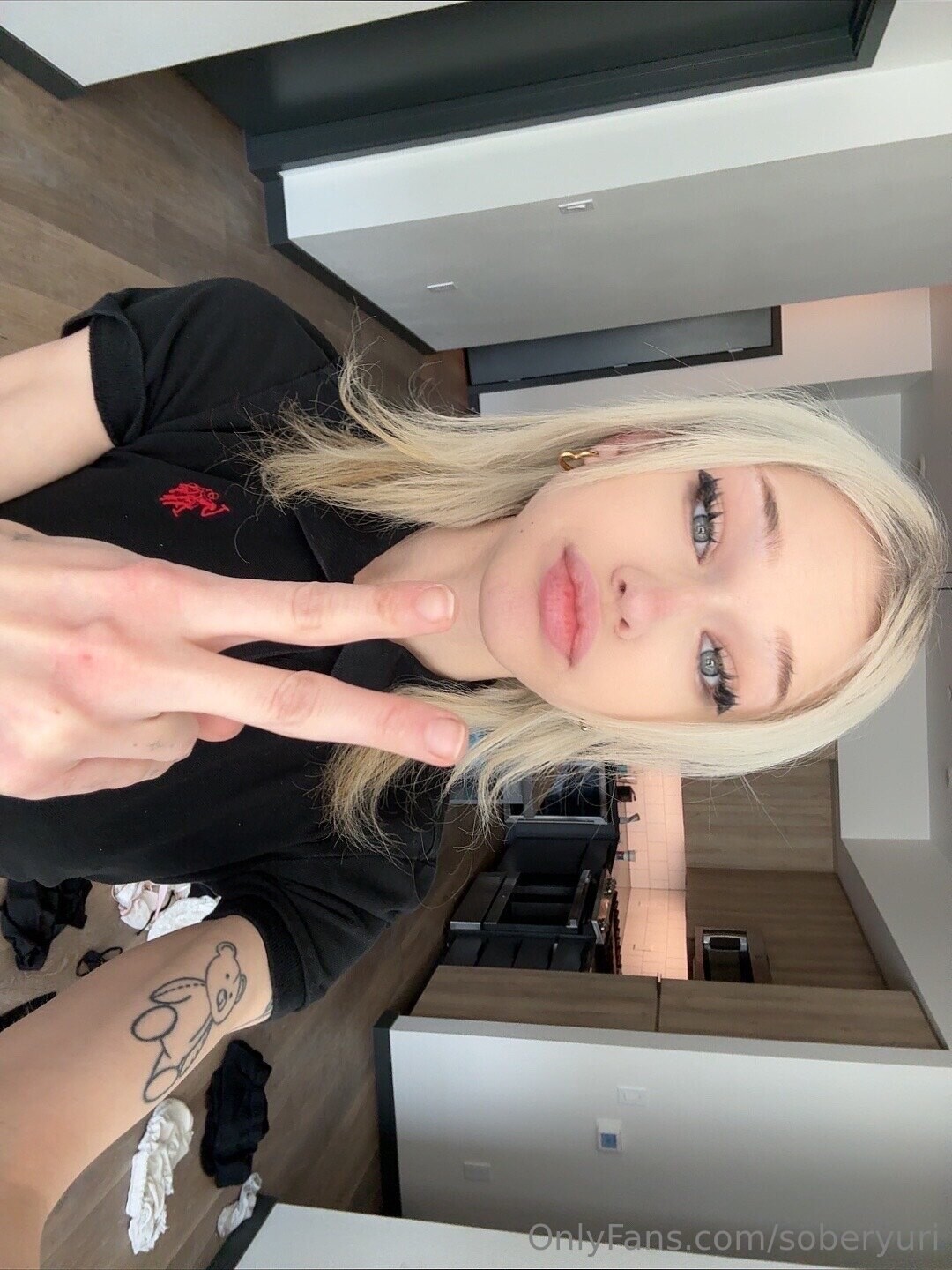 Soberyuri beautiful pornstar gallery