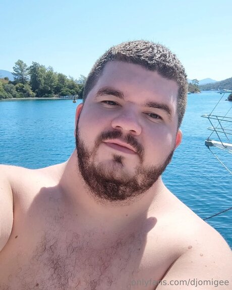 Djomigee hd actress img