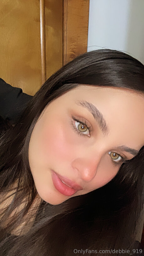 Debbie 919 high quality pornstar picture