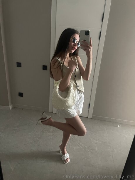 Lovely Lilly Me star perfect gallery