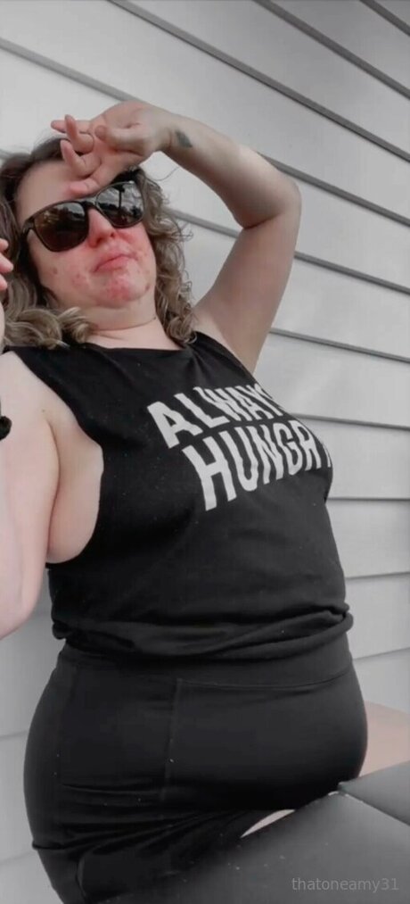 Thatoneamy44 star xxx photo