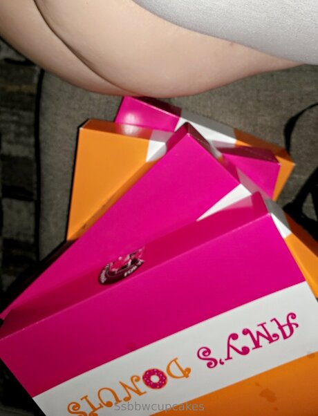 Ssbbwcupcakes hd model pic