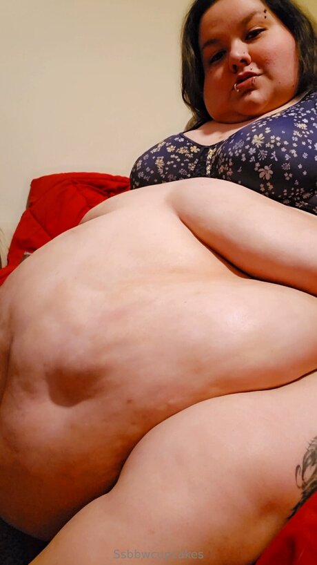 Ssbbwcupcakes exclusive star img