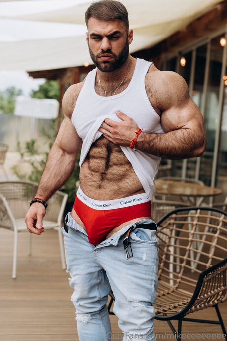 Mikeeeeeeeee porn star galleries