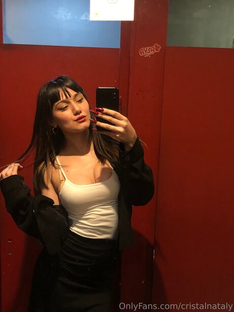 curvy shemale onlyfans hot pics