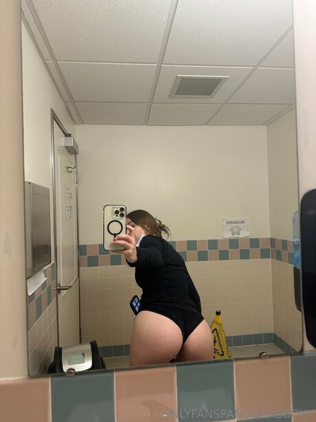 Prettypandora9 pornstar art images