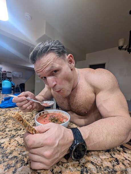 Gayvittlesfree porn star pic