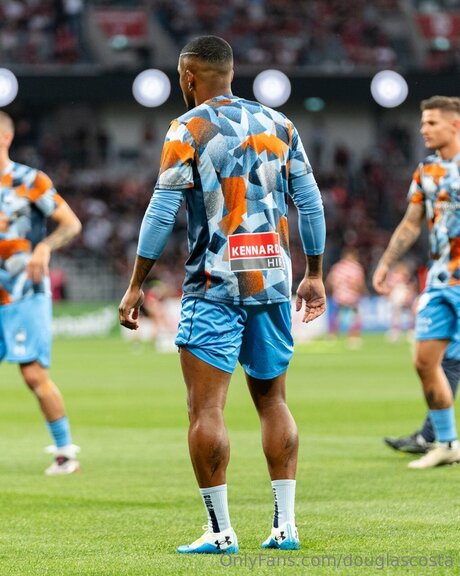 Douglascosta star perfect pics