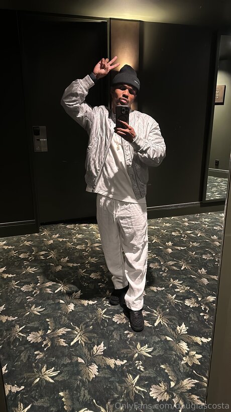 Douglascosta star high quality images