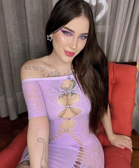 Gabriela Zambrozuski free star picture