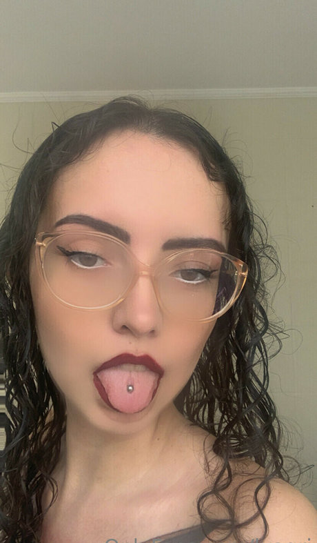 Electrahearth model sex photo