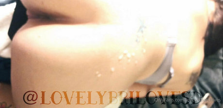 lovelybriarchives model top pics