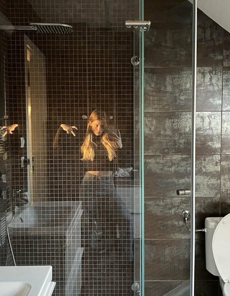 Mira Szalma nudes star images