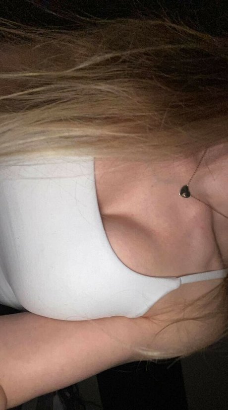 Mira Szalma sexy pornstar pictures