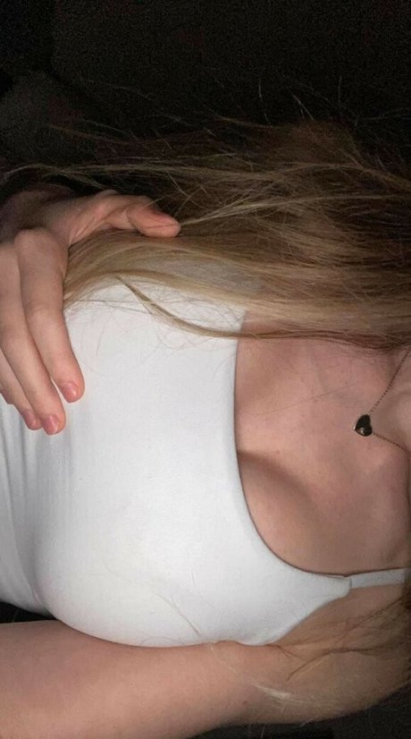 Mira Szalma naked actress pics