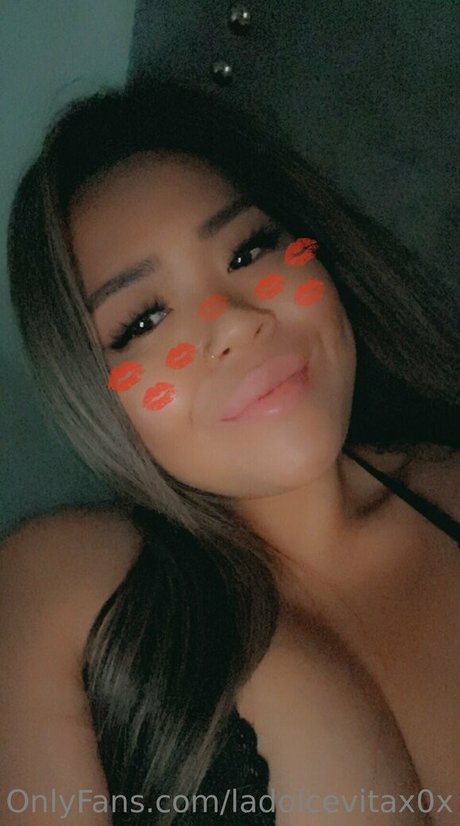 ladolcevitax0x nudes star pictures