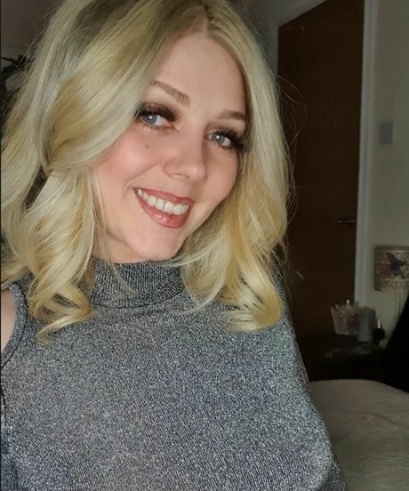 Aurora Indica best model photos