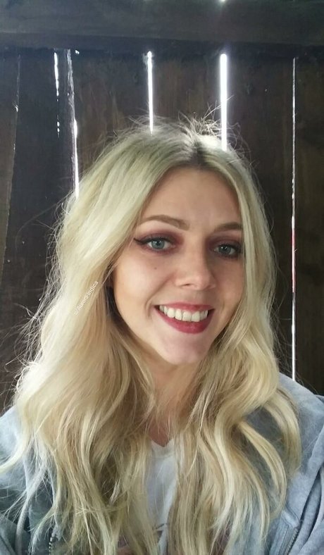 Aurora Indica model nude image