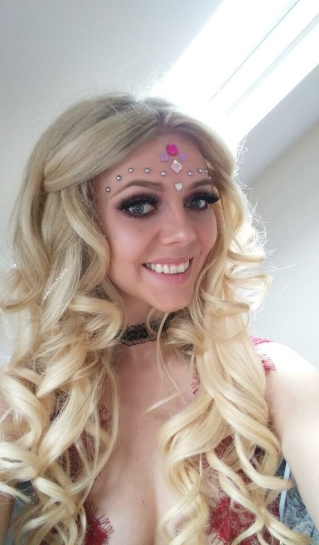 Aurora Indica pornstar perfect photos