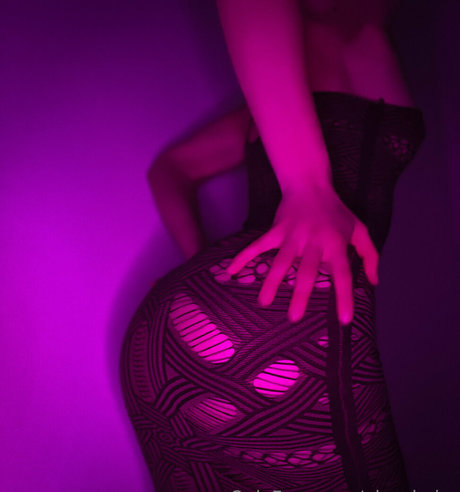 uknwbabe nude pornstar gallery