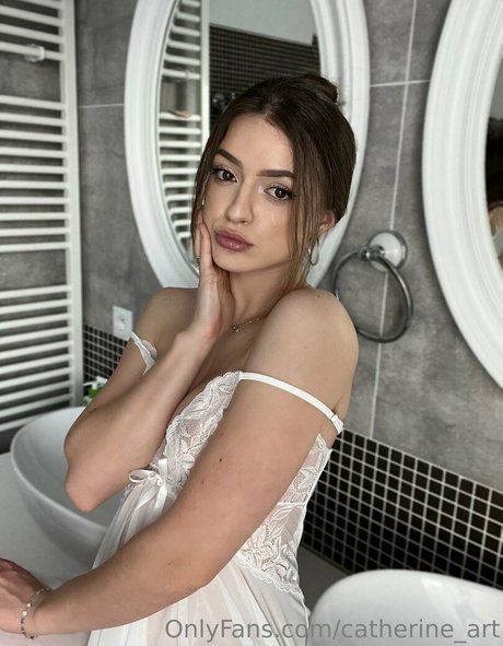 catherine art sexy star pics