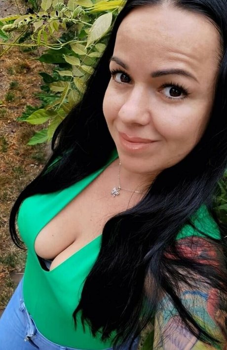 Magyar Milfek model gallery