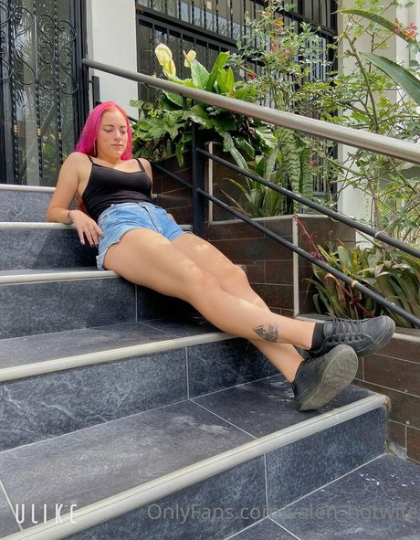 valen hotwife xxx star photo