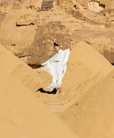 Alicia Keys model xxx picture