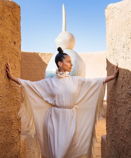 Alicia Keys star xxx img