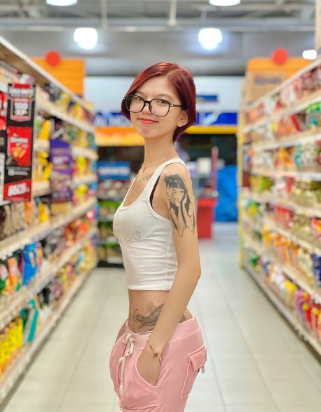 ssbbw granny onlyfans art nude photos