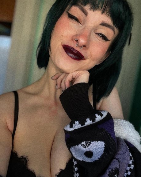 givemethespooks star nude img