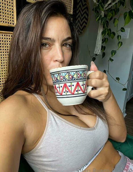 ryanryans hd actress images