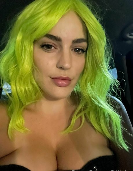 ryanryans naked star pictures