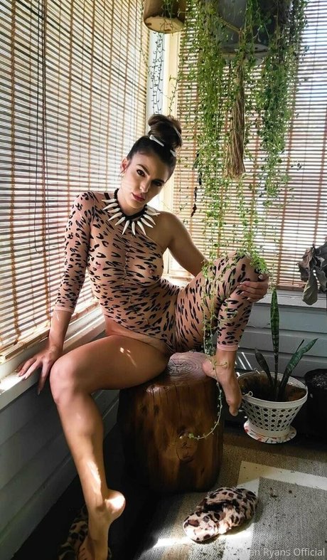 ryanryans star naked picture