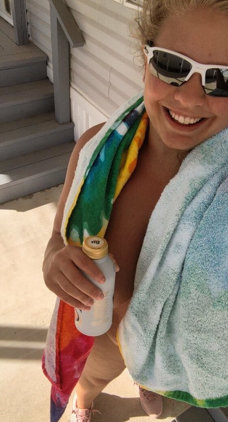 any1 4abj model sexy pic