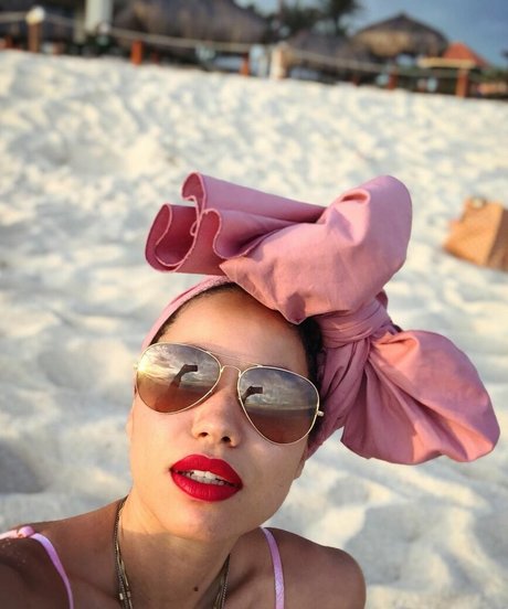 big tits college onlyfans hd photo