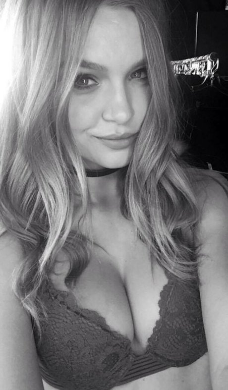 chubby babe onlyfans best photos